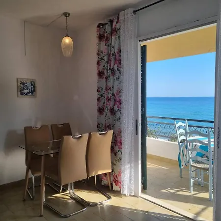 Lejlighed Glyfada Comfort 25