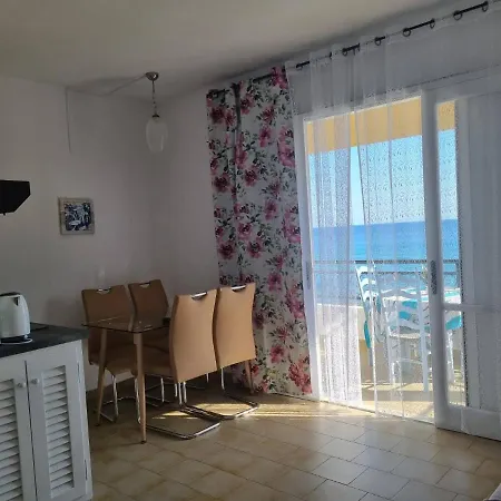 Glyfada Comfort 25